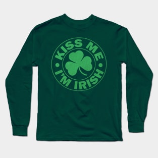 Kiss Me I'm Irish Shamrock St Paddys Day Men Women Long Sleeve T-Shirt